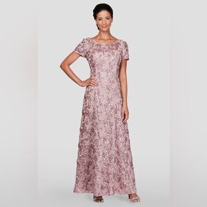 NWT Alex Evenings Evelyn Rosette Lace Long Gown